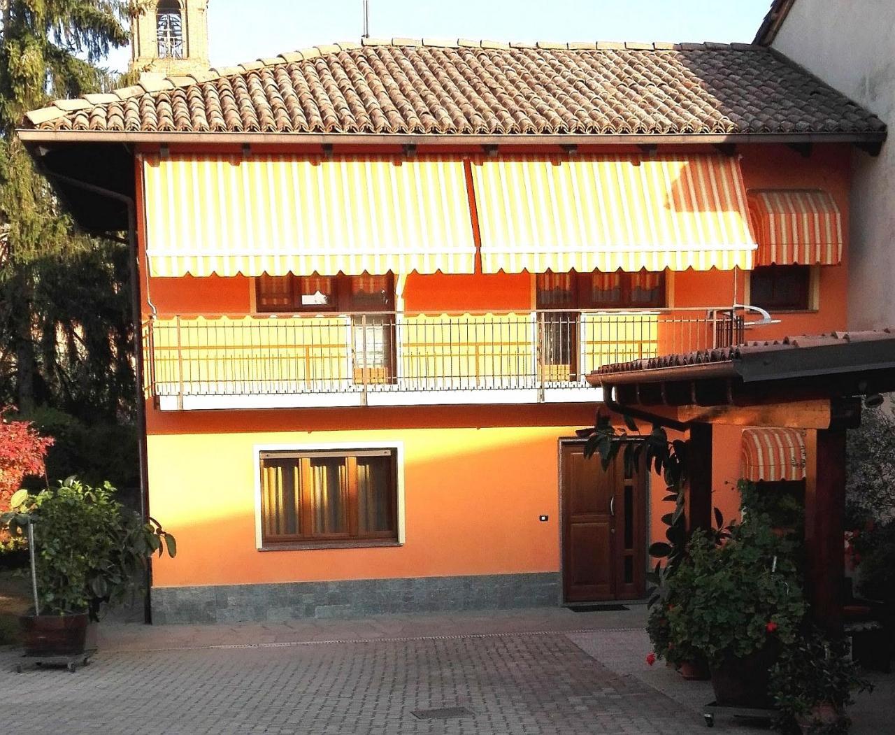 Casa Sammo Villa Piobesi d'Alba Exterior photo